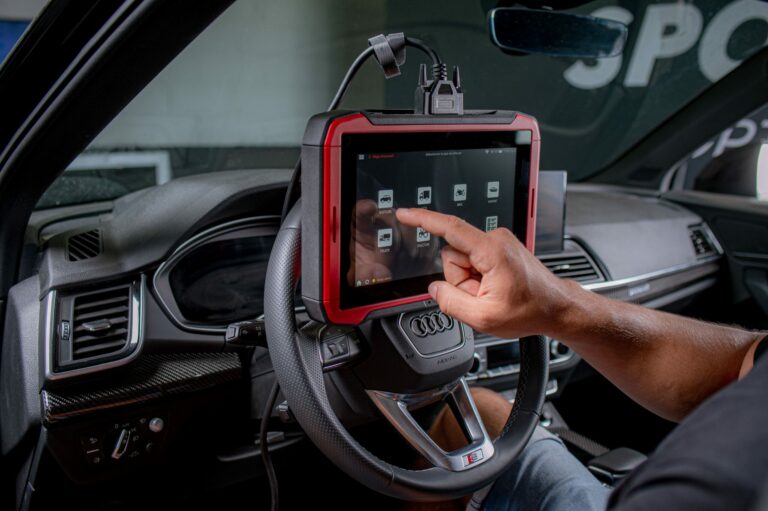Reprogrammation automobile
